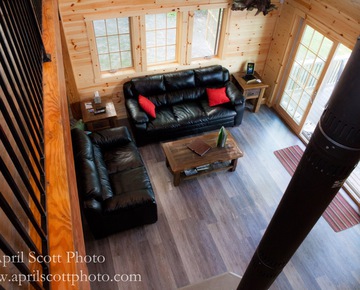 Couch in Cabin | Glamping