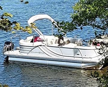 Pontoon Boat