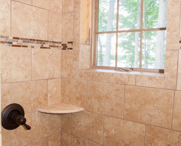 Shower | Michigan cabin rentals