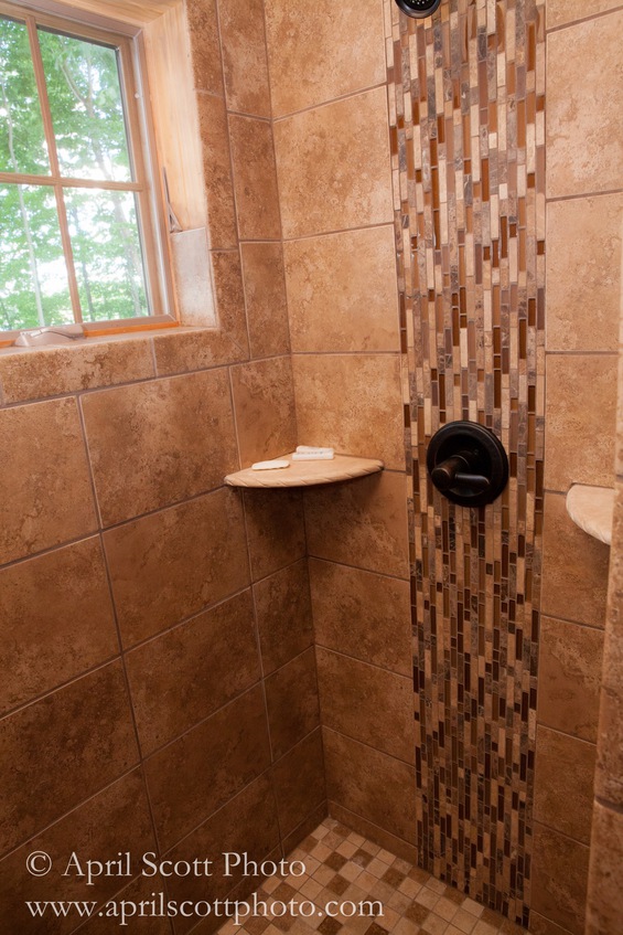 Shower | Cabins for rent in Michigan