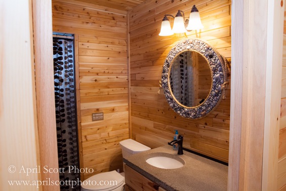 Bathrooms | Cabins in Michigan